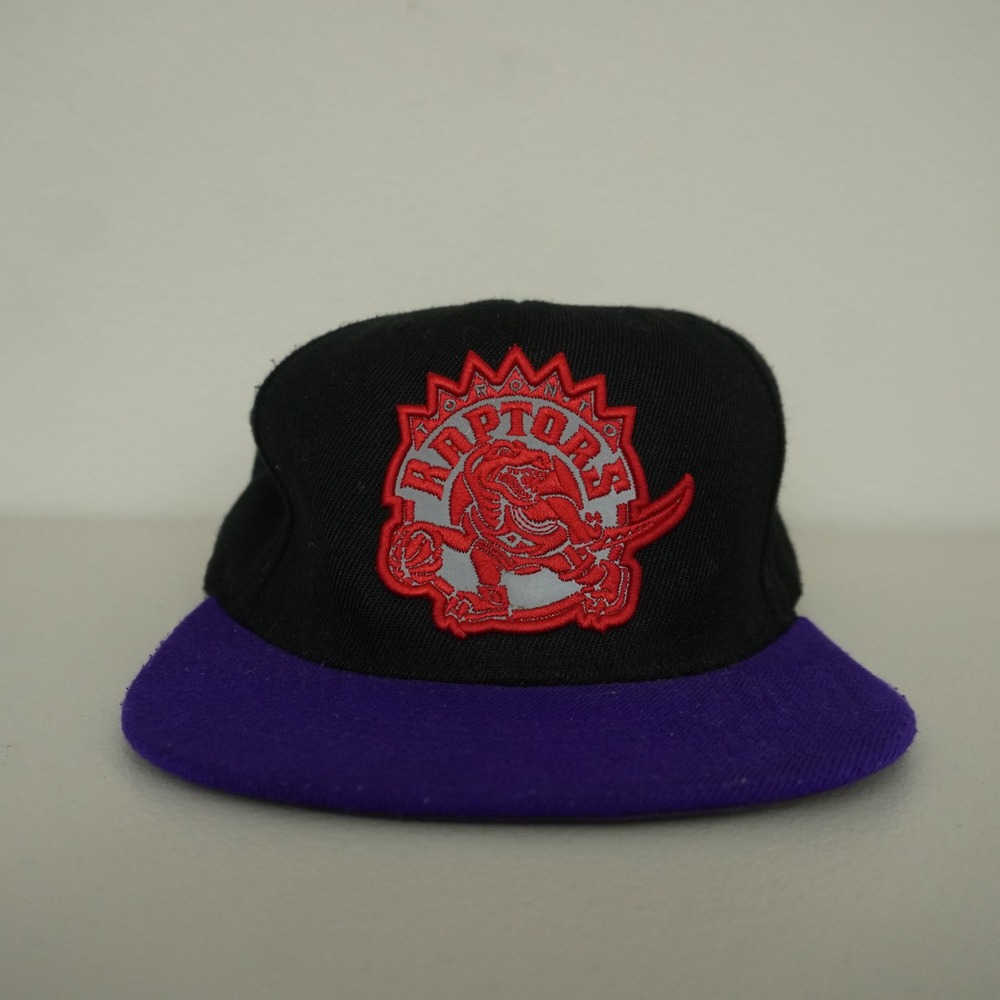 Mitchell & Ness Toronto Raptors Snapback Hat Black Purple HWC‎ Logo